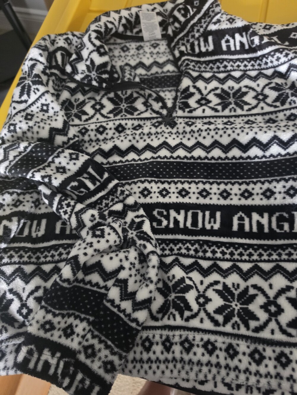 No Boundaries Black & White Fair Isle Zip-Up Sweater